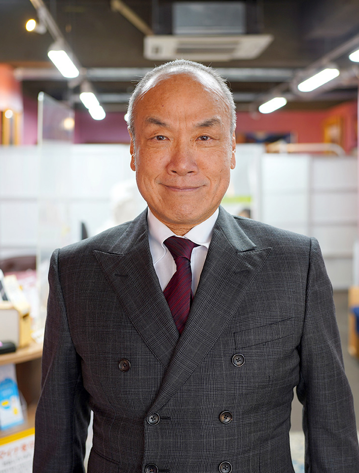 総合院長 : 岡本 広